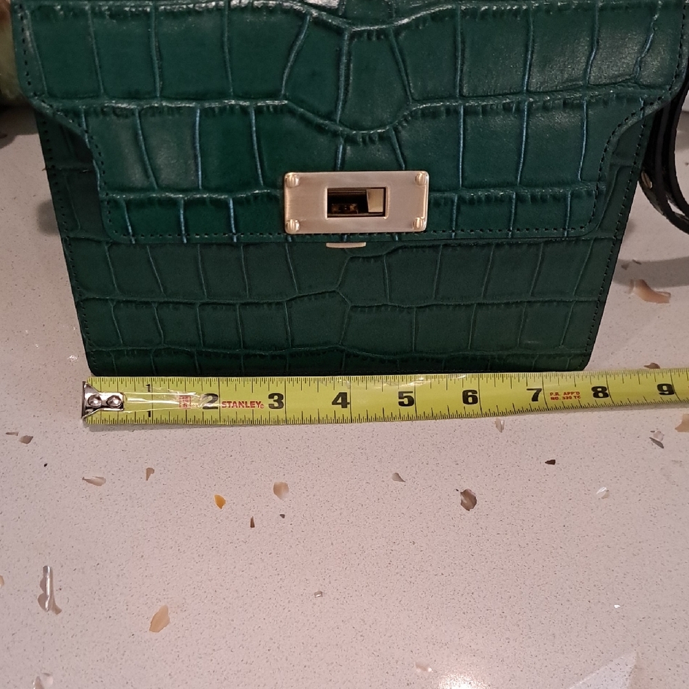 Margesherwood Forest Green Croc-Embossed Leather Bag - Picture 13 of 16